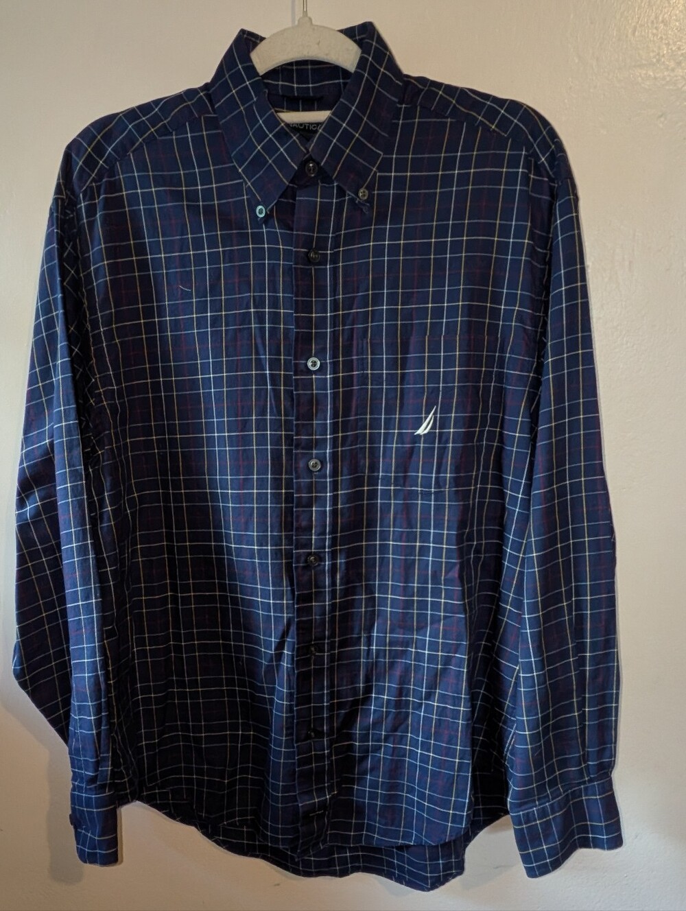 Nautica Travel Twill Blue Plaid Button-Down Shirt Size M